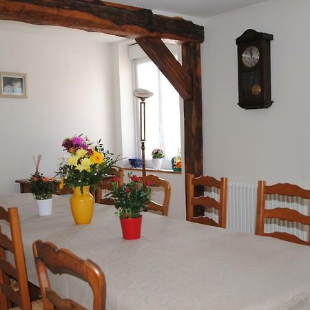 Bed and Breakfast La Janenquelle Sarry  Экстерьер фото